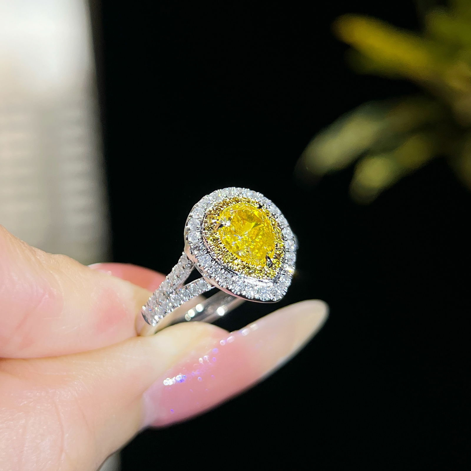 14k Gold 1.47 Ctw Natural Yellow Diamond & Diamond Ring - 2