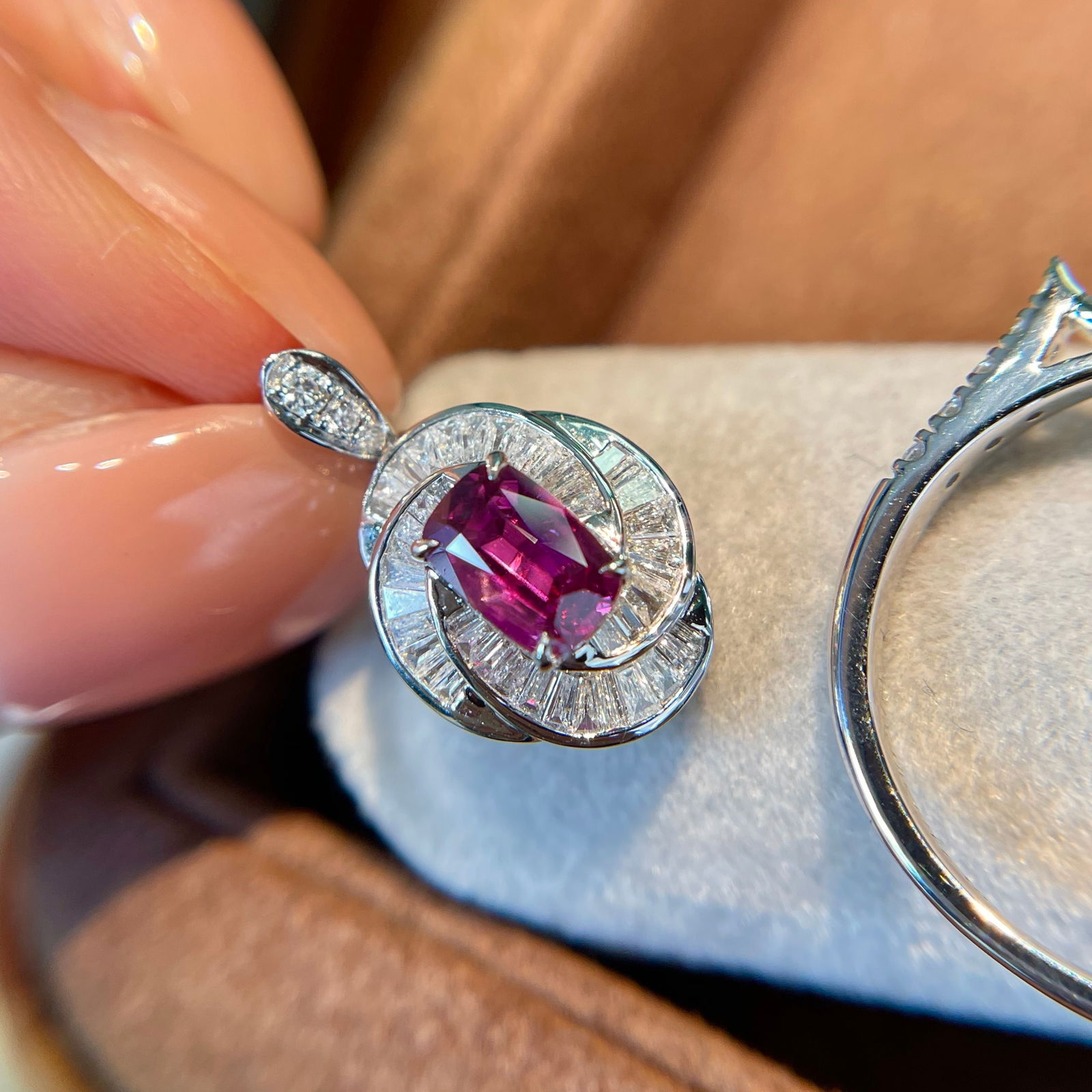 14k Gold 0.70 Ct Natural Ruby & Diamond Ring/pendant( Without Chain ) - 7