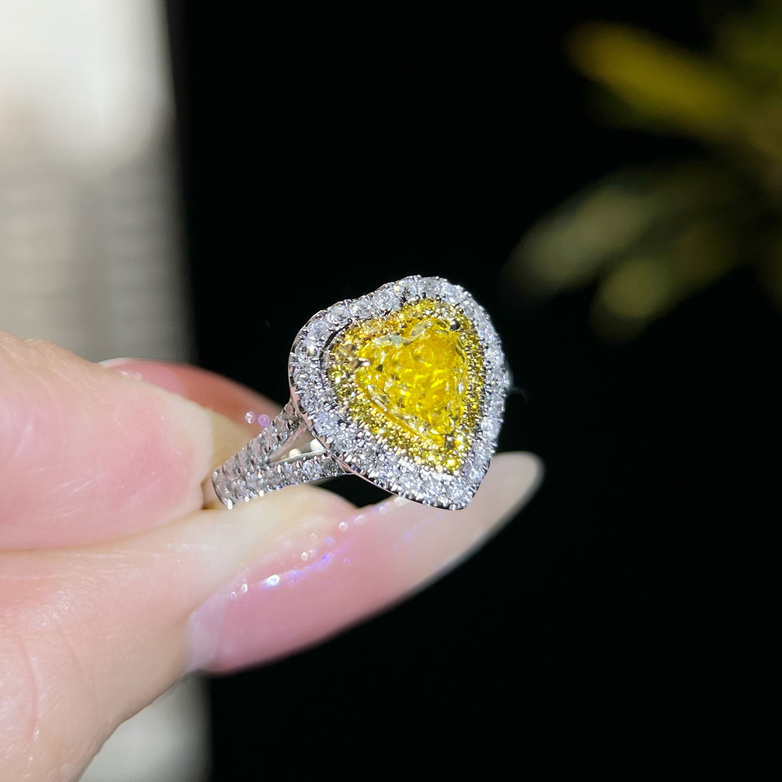 14k Gold 1.48 Ctw Natural Yellow Diamond & Diamond Ring - 2