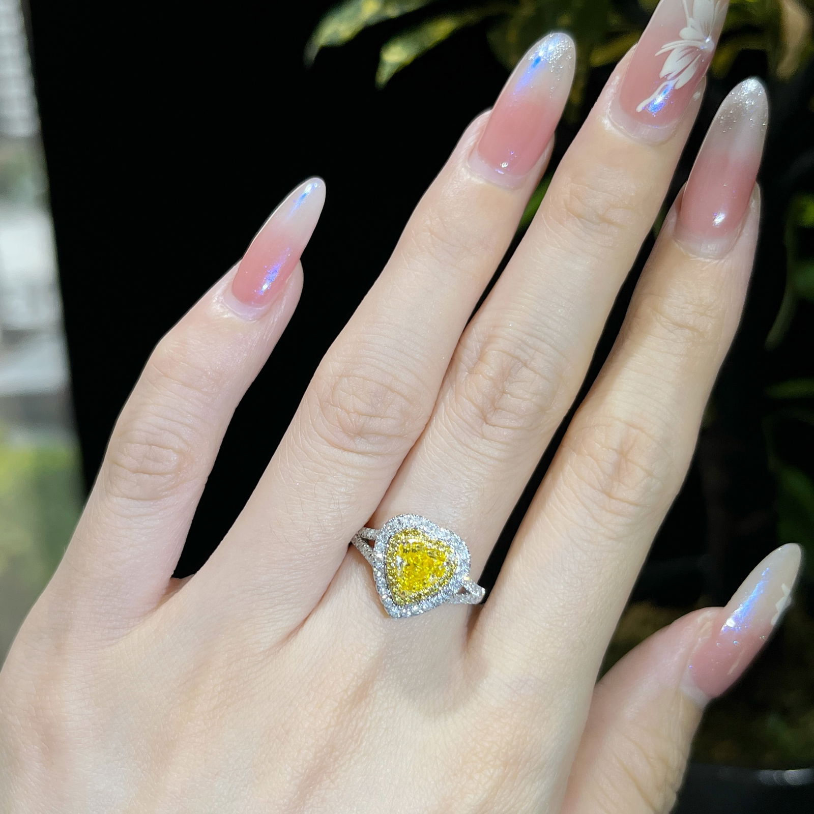 14k Gold 1.48 Ctw Natural Yellow Diamond & Diamond Ring - 4