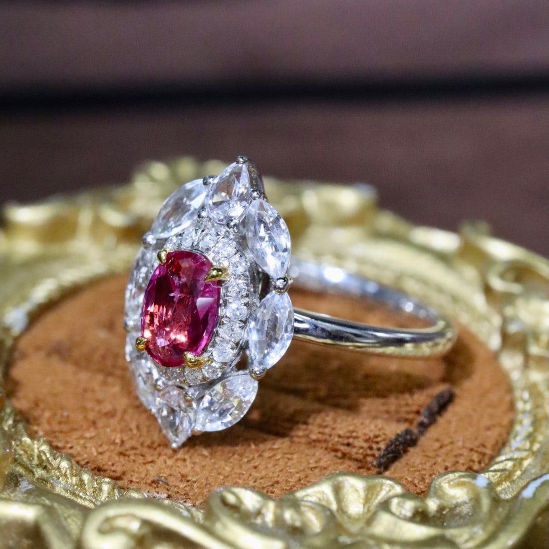 14k Gold 0.66 Ctw Natural Padparadscha Sapphire & Diamond Ring - 2