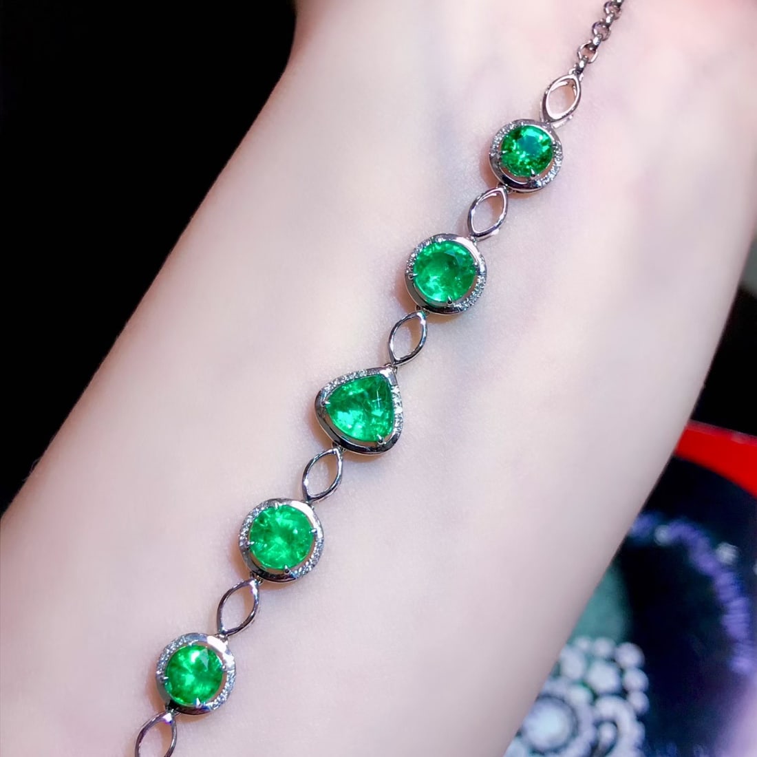 14k Gold 2.7 Ct Natural Emerald & Diamond Bracelet - 2