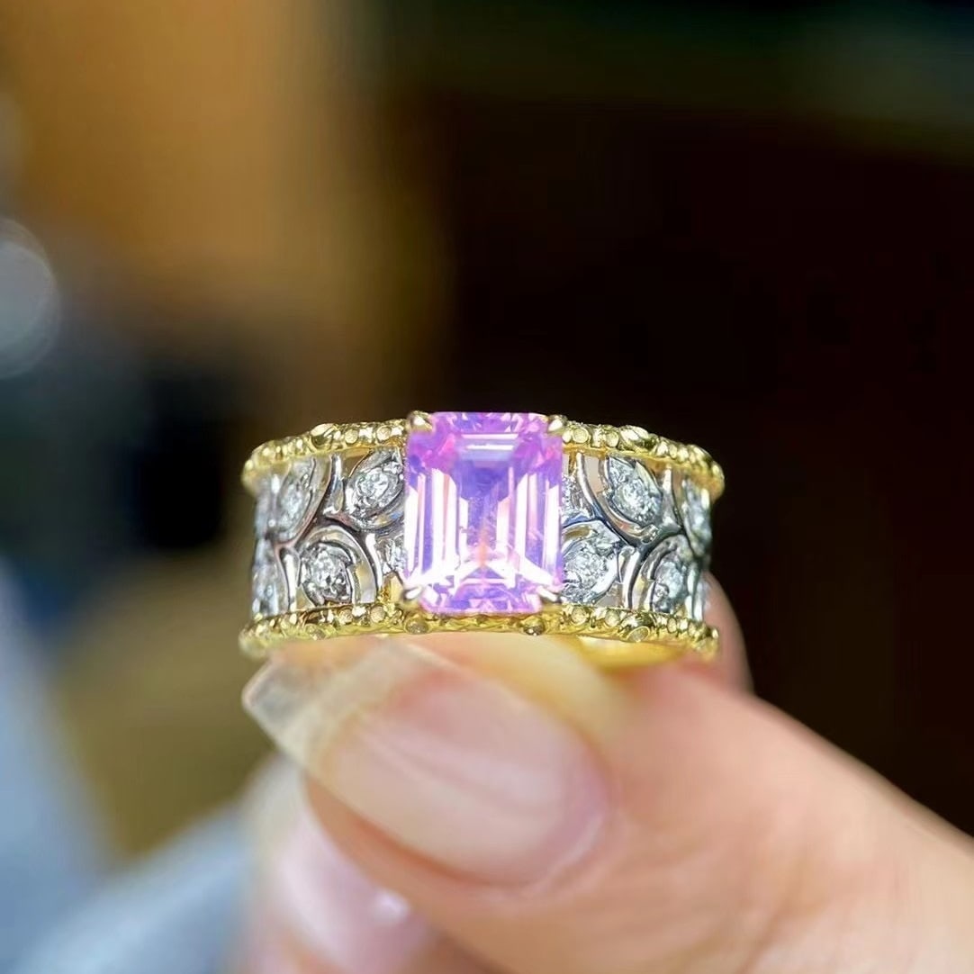 14k Gold 2.22 Ctw Natural Spinel & Diamond Ring: Ref:230903177 // gold content:14k gold // ring size:7. 25us // // main gemstone:spinel // shape:emerald // carat weight:2. 08ct // color:purple // treatment:natural // // adjacent gemstone 2 : diamond
