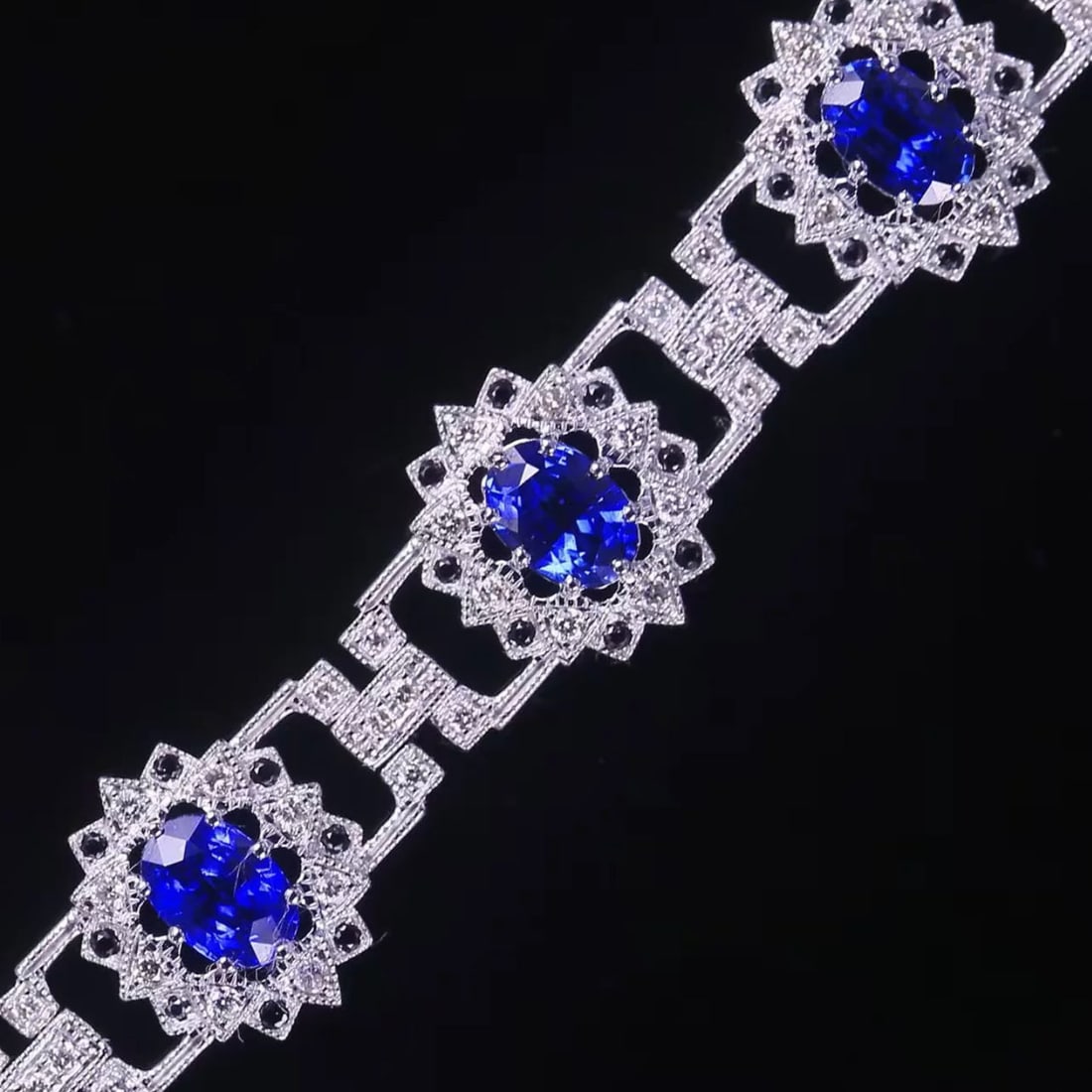 14k Gold 6.93 Ctw Natural Sapphire & Diamond Bracelet - 2
