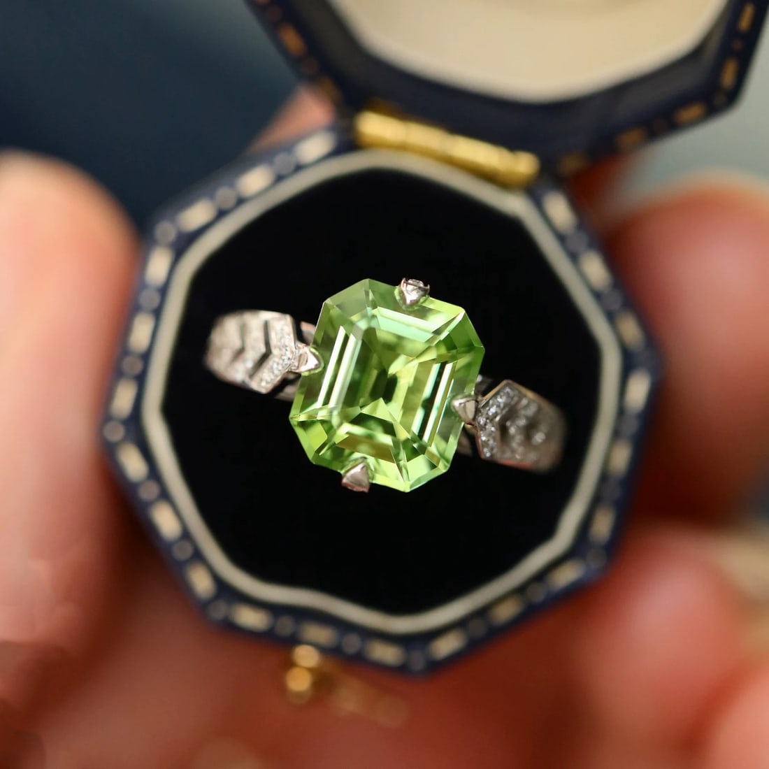 14k Gold 4.69 Ctw Natural Tourmaline & Diamond Ring: Ref:230975007 // gold content:14k gold // ring size:7. 25us // // main gemstone:tourmaline // shape:octagonal // carat weight:4. 39ct // color:green // treatment:natural // // adjacent gemstone 2