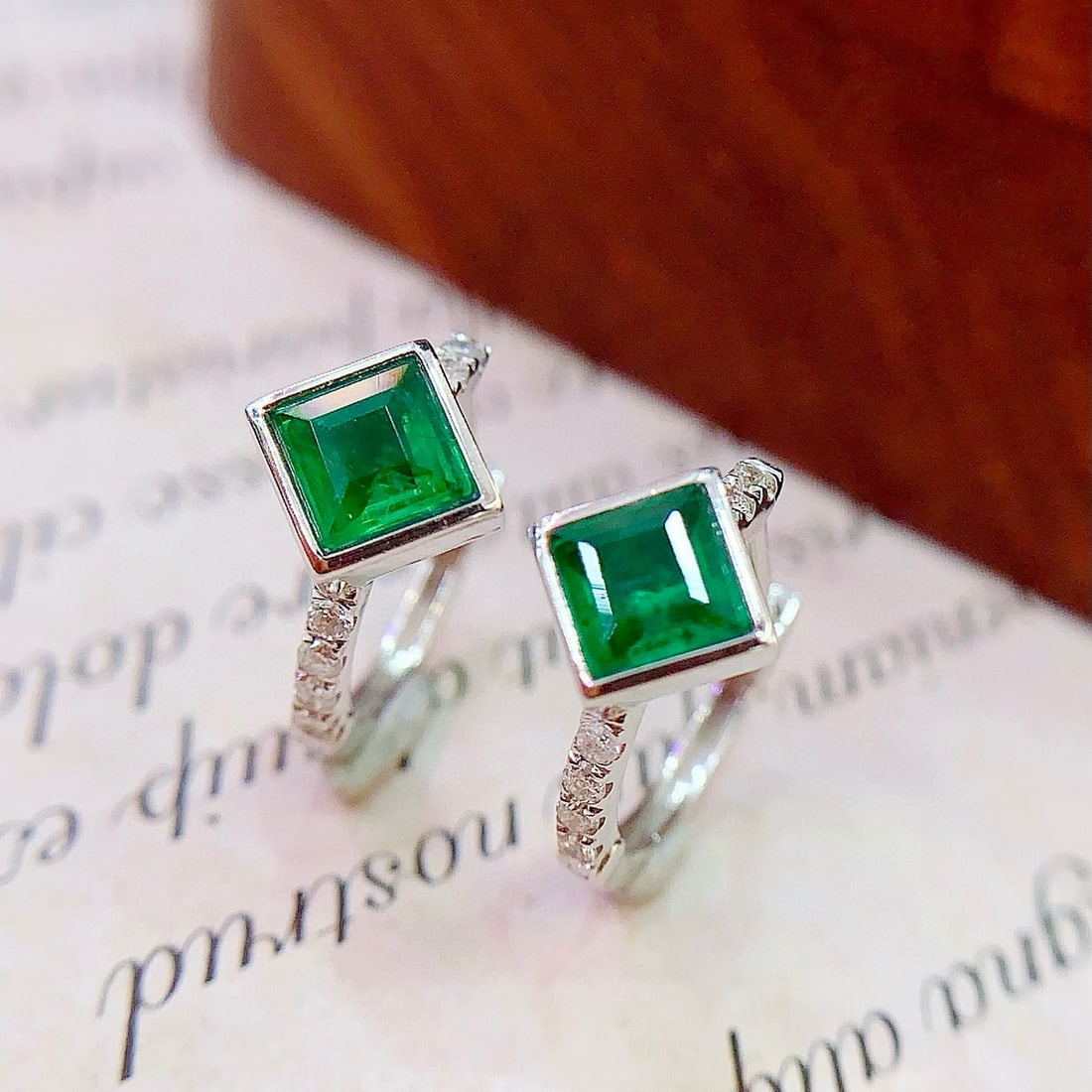 14k Gold 1 Ct Natural Emerald & Diamond Earrings - 5