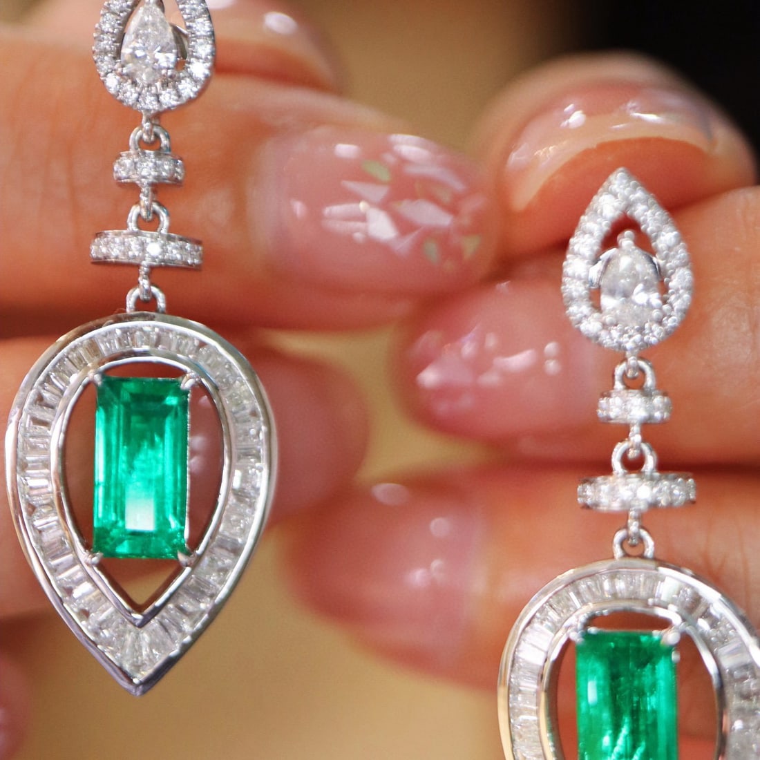 14k Gold 3.00 Ctw Vivid Green Natural Emerald & Diamond Earrings - 3