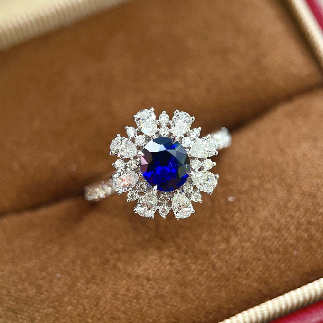 14k Gold 2.00 Ctw Natural Sapphire & Diamond Ring/pendant( Without Chain ): Ref:230975100 // gold content:14k gold // ring size:7. 25us // // main gemstone:sapphire // shape:oval // carat weight:1. 02ct // color:royal blue // treatment:natural // // adjacent gemstone 2 :