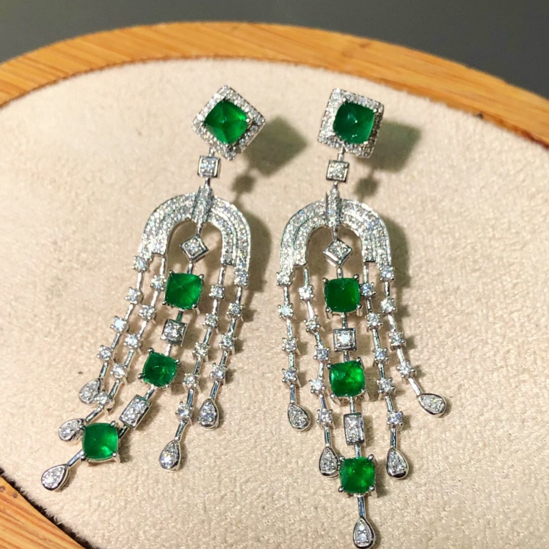 14k Gold 3.70 Ctw Vivid Green Natural Emerald & Diamond Earrings - 4