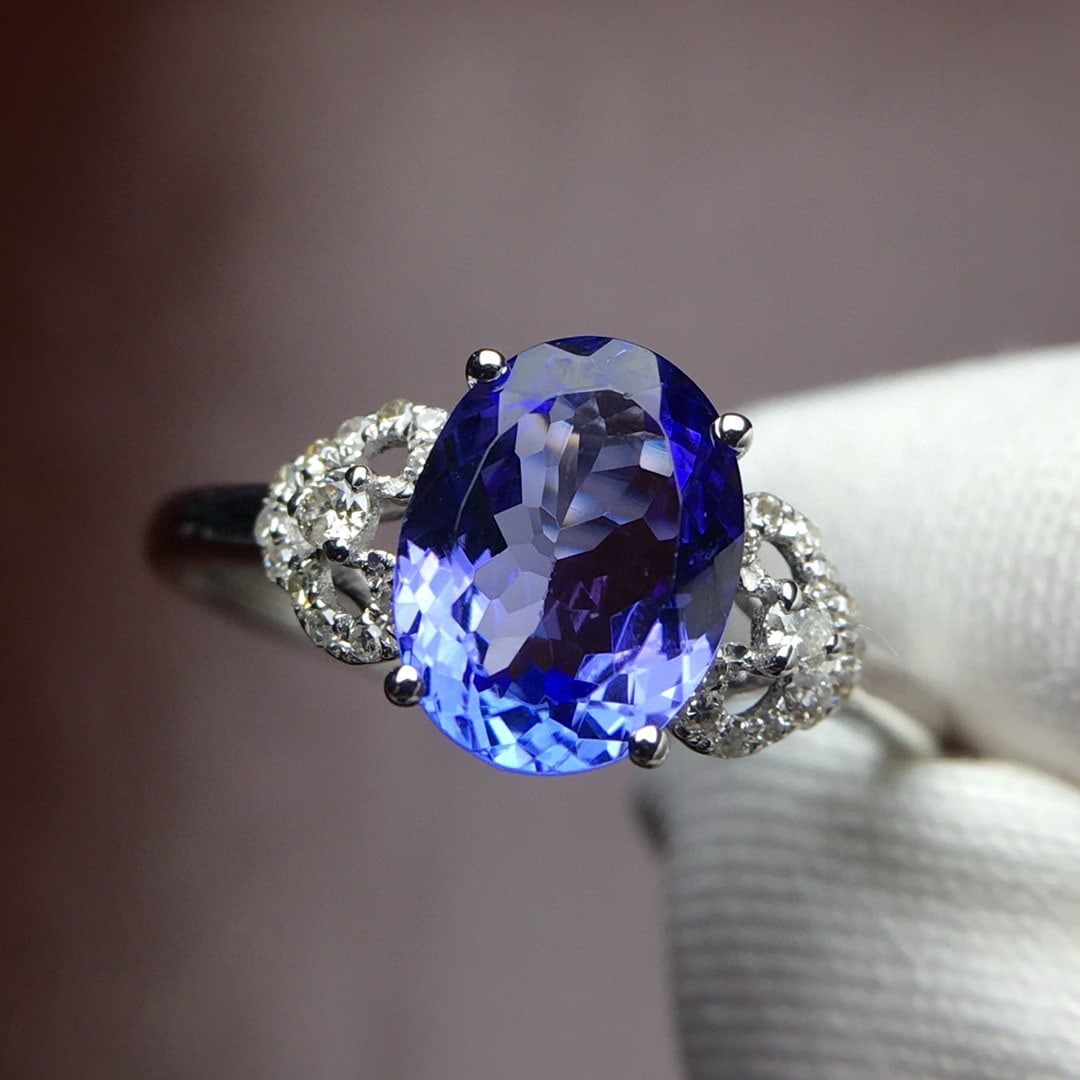 14k Gold 2.2 Ct Natural Tanzanite & Diamond Ring - 3