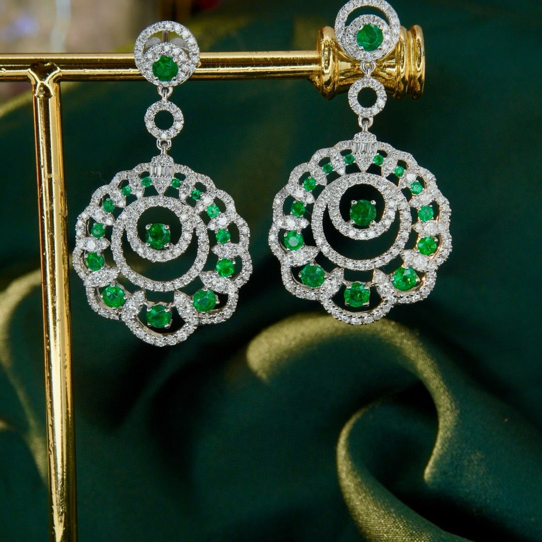 14k Gold 2.61 Ctw Vivid Green Natural Emerald & Diamond Earrings - 3