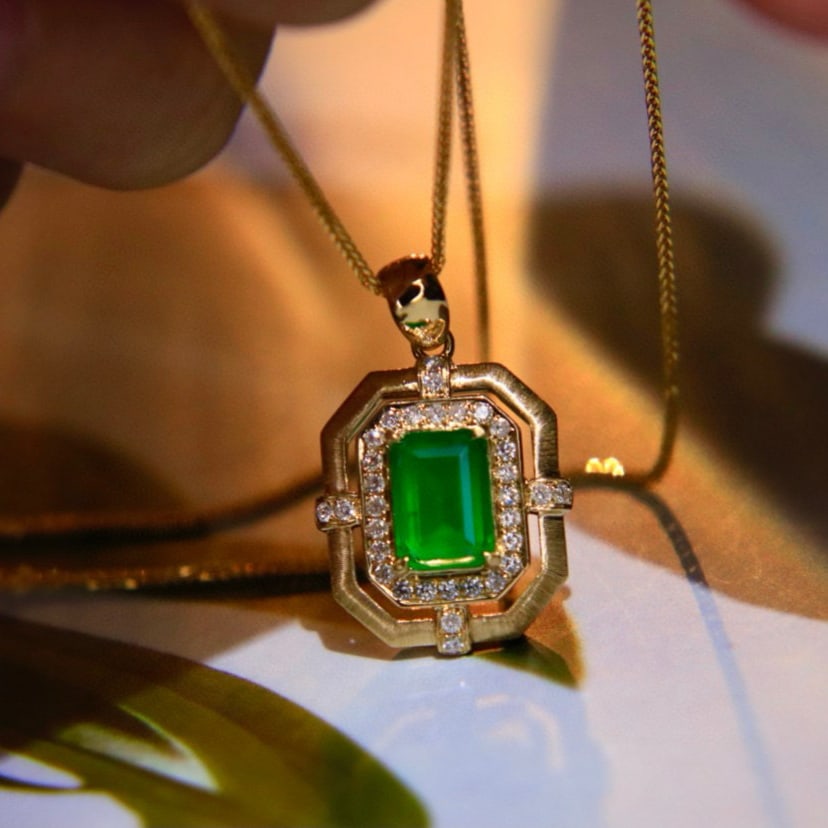 14k Gold 1.29 Ctw Vivid Green Natural Emerald & Diamond Earrings - 4