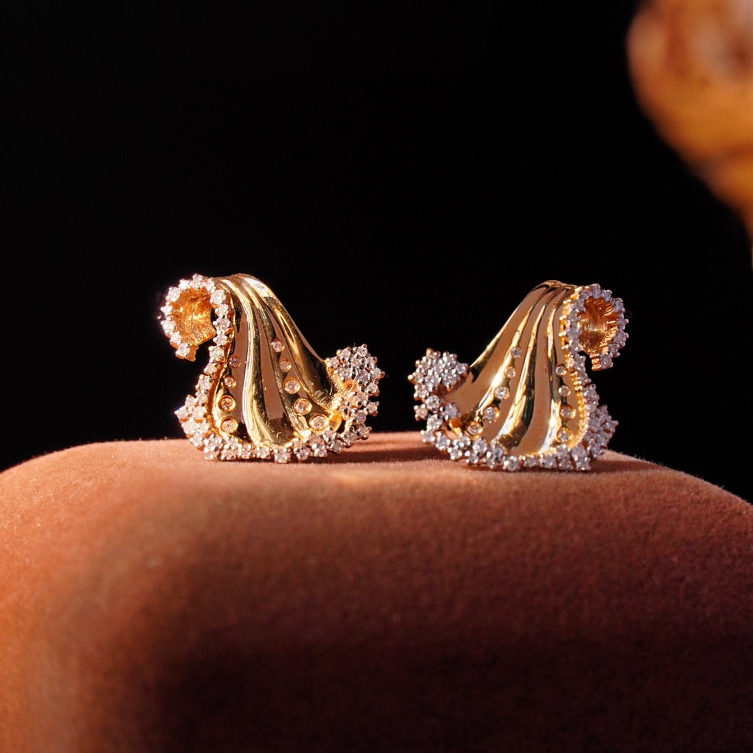 14k Gold 0.72 Ct Natural H Diamond Earrings (1 of 4)