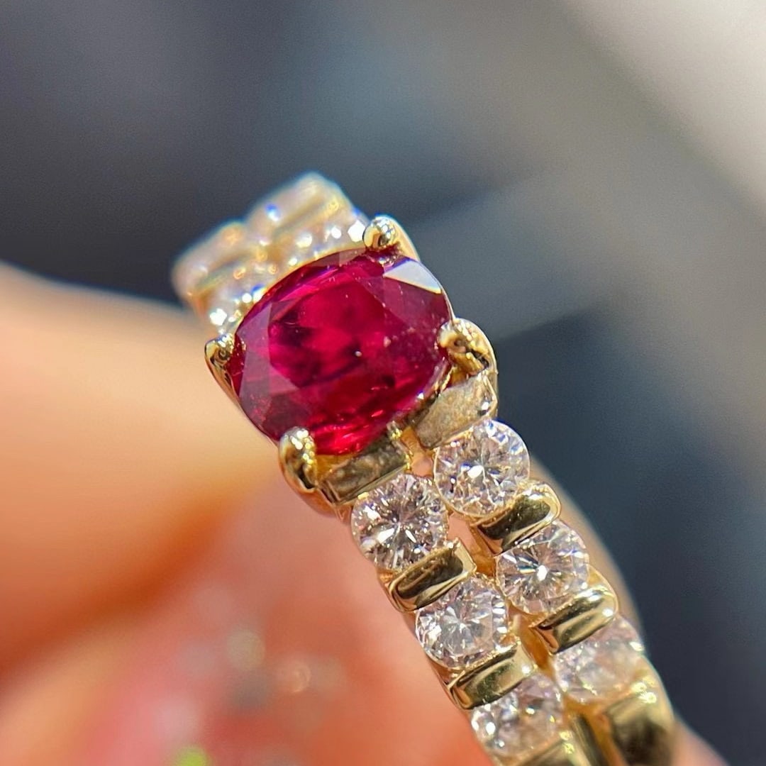 14k Gold 1.26 Ctw Natural Ruby & Diamond Ring - 2