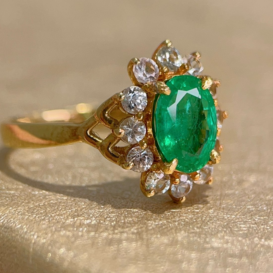 14k Gold 1.2 Ct Vivid Green Natural Emerald & Diamond Ring (1 of 6)