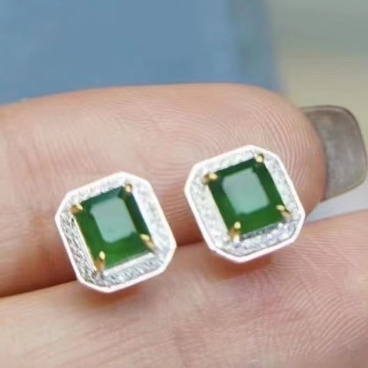 14k Gold 1.38 Ct Natural Emerald & Diamond Earrings - 2