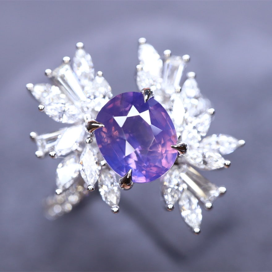 14k Gold 2.68 Ctw Natural Sapphire & Diamond Ring: Ref:230976002 // gold content:14k gold // ring size:7. 25us // // main gemstone:sapphire // shape:oval // carat weight:1. 66ct // color:purple // treatment:natural // // adjacent gemstone 2 :