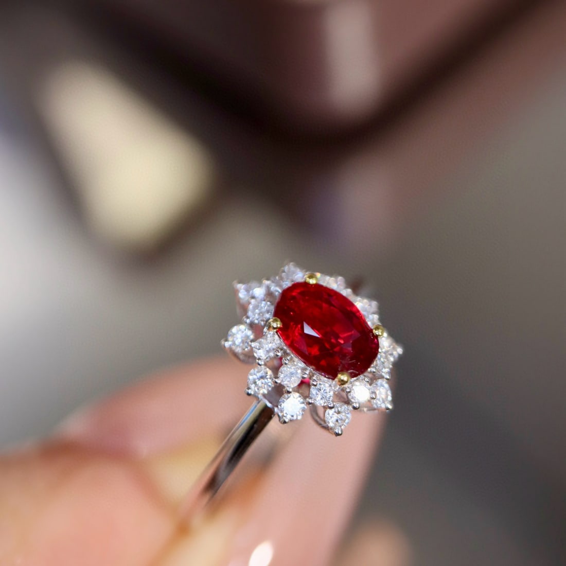 14k Gold 0.99 Ctw Natural Ruby & Diamond Ring - 4