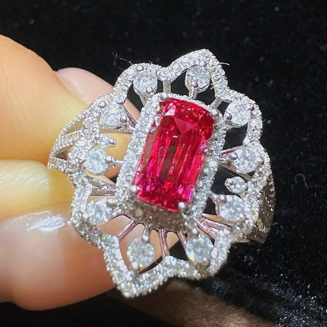 14k Gold 1.62 Ctw Natural Ruby & Diamond Ring - 2