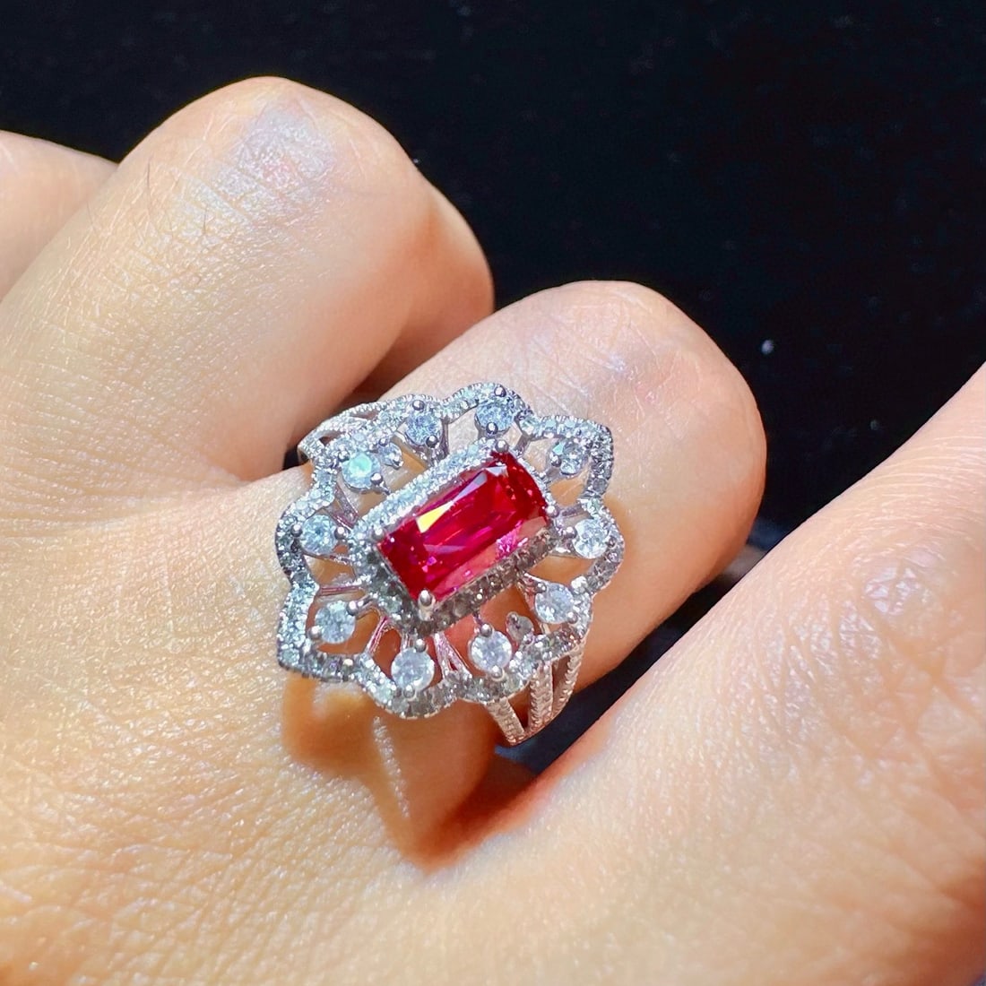 14k Gold 1.62 Ctw Natural Ruby & Diamond Ring - 3