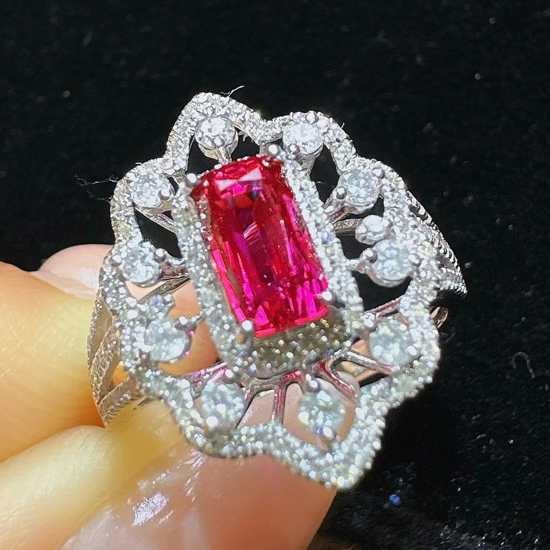 14k Gold 1.62 Ctw Natural Ruby & Diamond Ring - 4