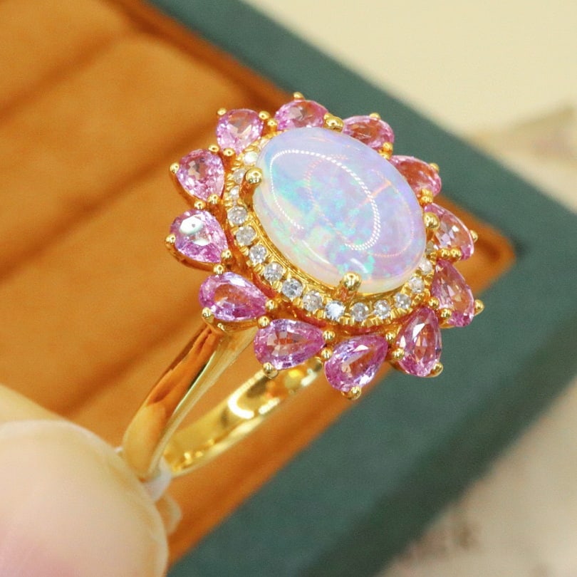 14k Gold 0.80 Ctw Natural Opal & Diamond Ring - 3