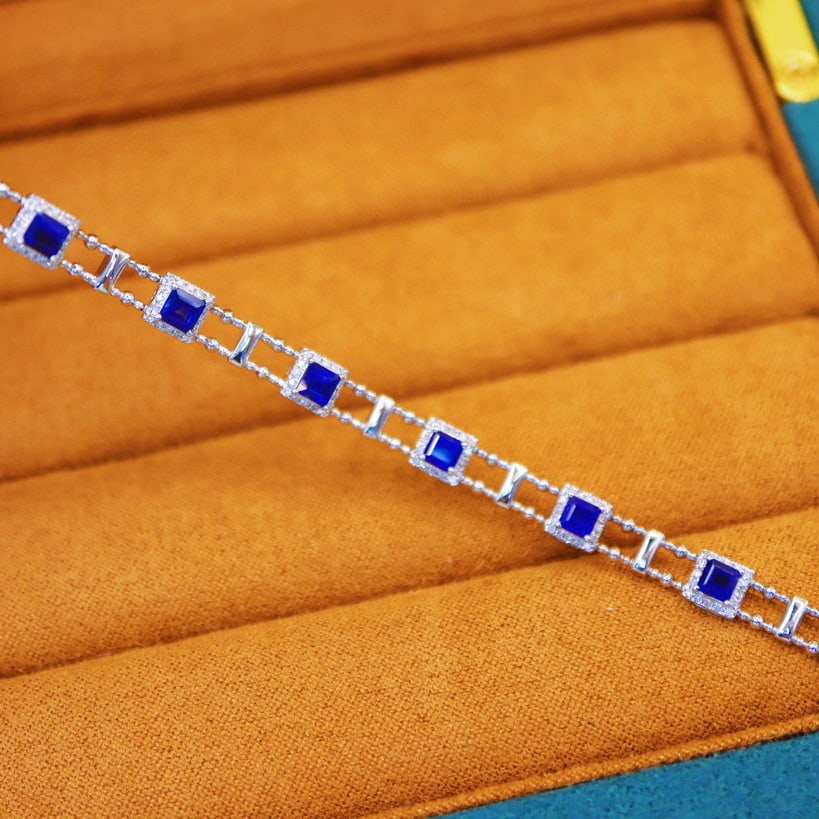 14k Gold 2.55 Ctw Natural Sapphire & Diamond Bracelet: Ref:230976031 // gold content:14k gold // main gemstone:sapphire // shape:square // carat weight:2. 22ct // color:royal blue // treatment:natural // // adjacent gemstone 2 : diamond // number of