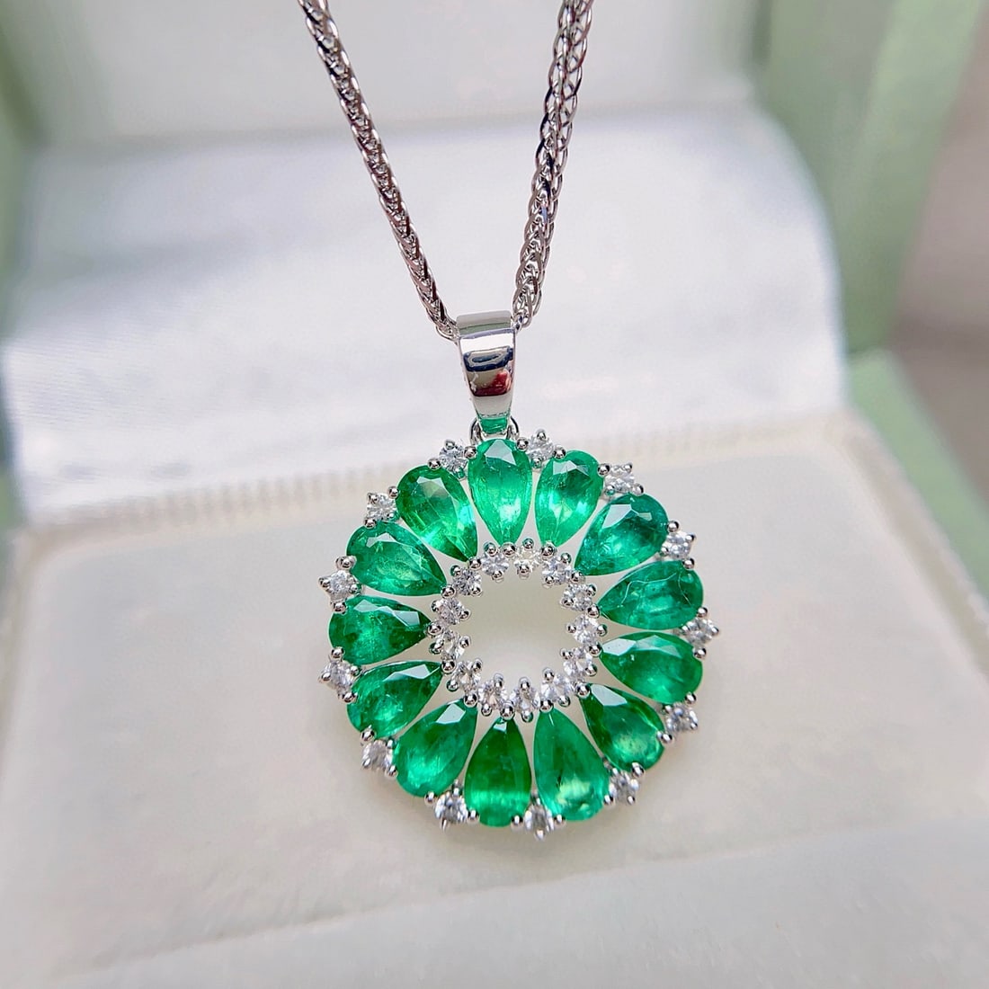 14k Gold 3.00 Ct Natural Emerald & Sapphire Pendant( Without Chain ) - 3