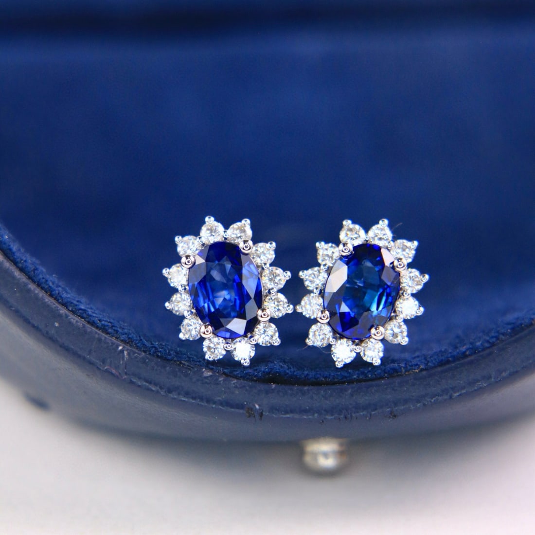 14k Gold 2.23 Ctw Natural Sapphire & Diamond Earrings: Ref:230976084 // gold content:14k gold // main gemstone:sapphire // shape:oval // carat weight:1. 77ct // color:royal blue // treatment:natural // // adjacent gemstone 2 : diamond // shape:round //