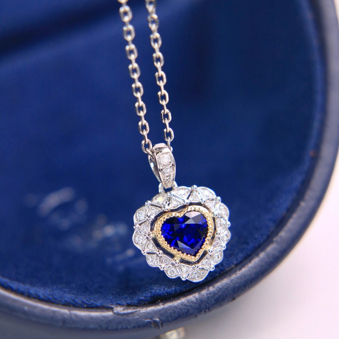 14k Gold 0.87 Ctw Natural Sapphire & Diamond Pendant( Without Chain ) - 3