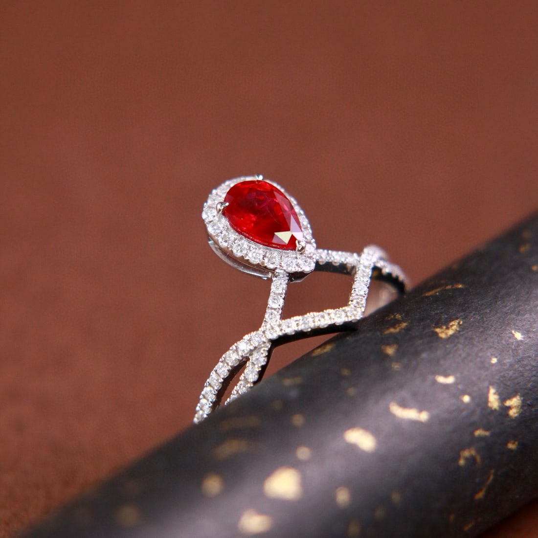 14k Gold 1.08 Ctw Natural Ruby & Diamond Ring - 3