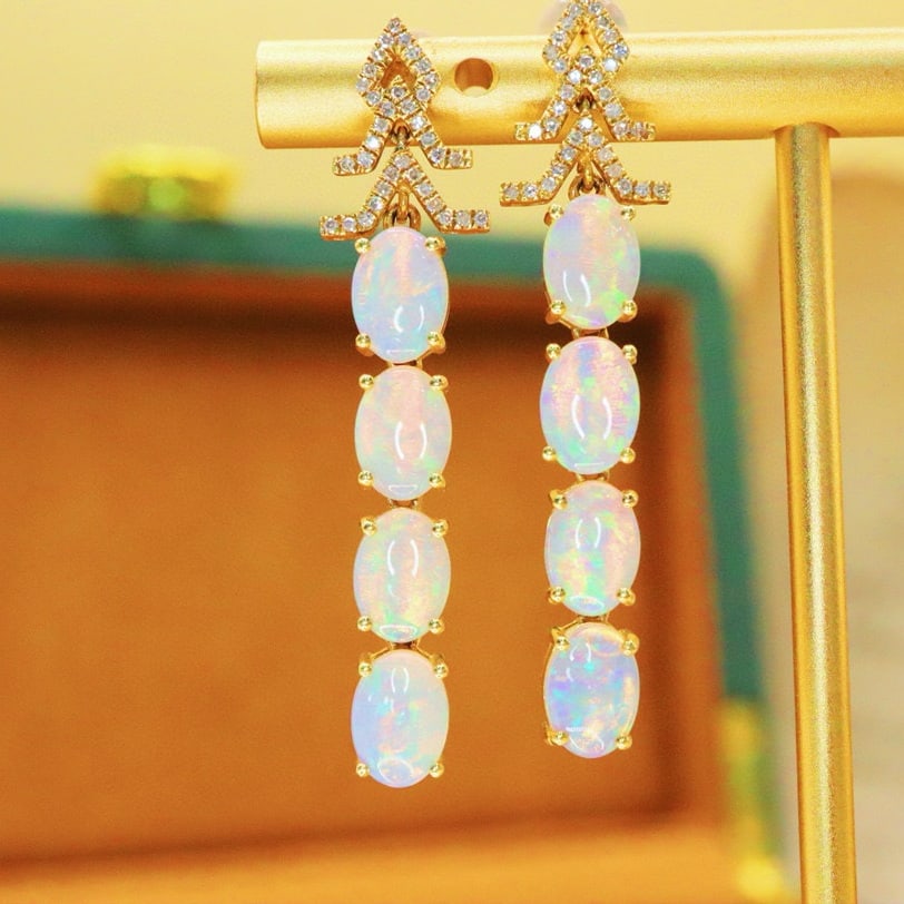 14k Gold 3.23 Ctw Natural Opal & Diamond Earrings: Ref:230976118 // gold content:14k gold // main gemstone:opal // shape:oval // carat weight:3. 02ct // color:white // treatment:natural // // adjacent gemstone 2 : diamond // number of stones:70 //
