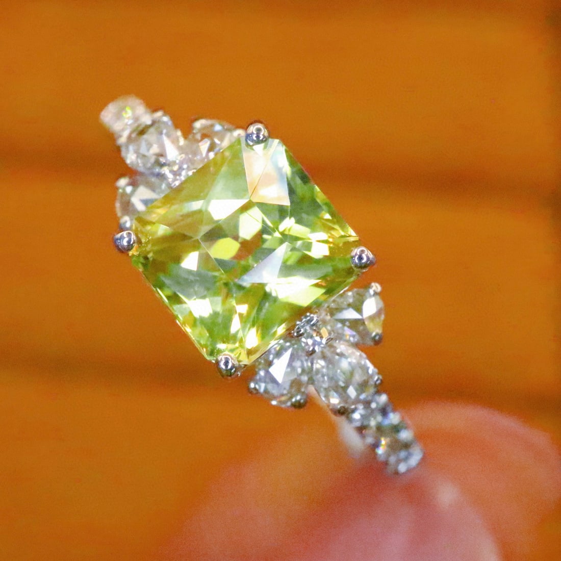 14k Gold 1.85 Ctw Natural Chrysoberyl & Diamond Ring - 3