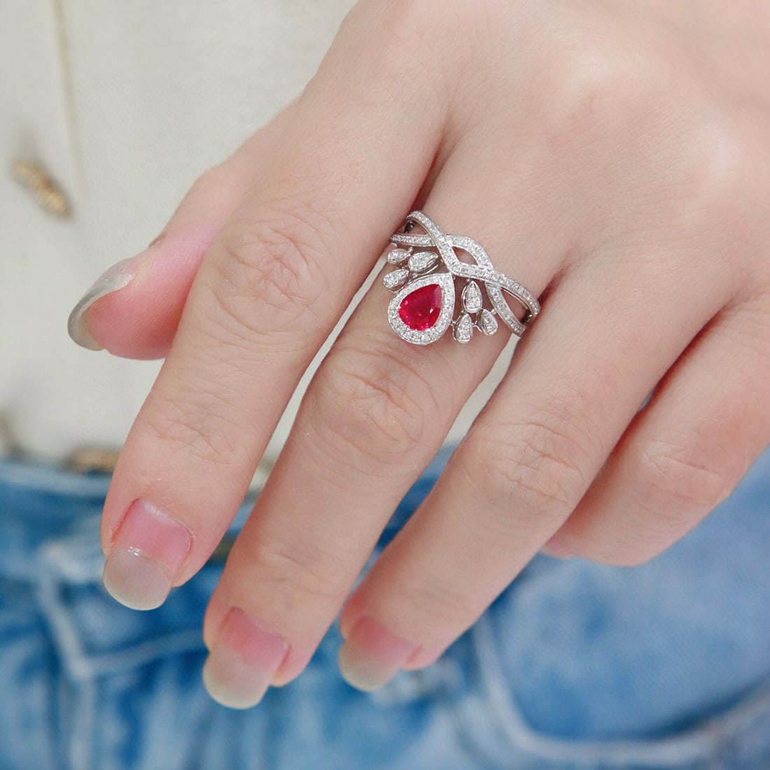 14k Gold 0.88 Ctw Natural Ruby & Diamond Ring - 4