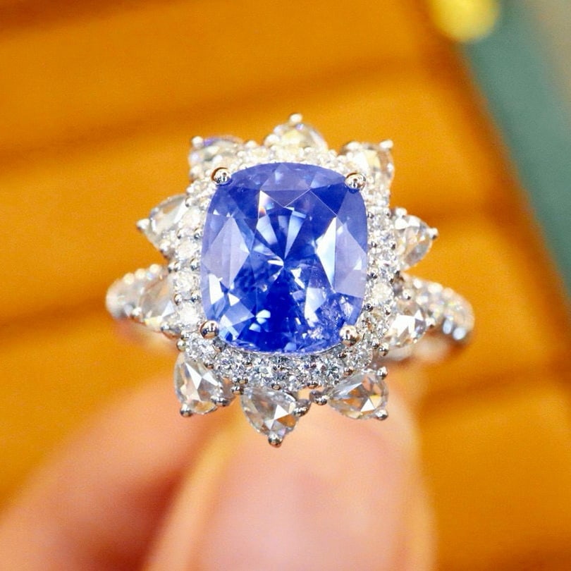 14k Gold 3.19 Ctw Natural Sapphire & Diamond Ring: Ref:230976255 // gold content:14k gold // ring size:7. 25us // // main gemstone:sapphire // shape:cushion // carat weight:2. 54ct // color:cornflower blue // treatment:natural // // adjacent