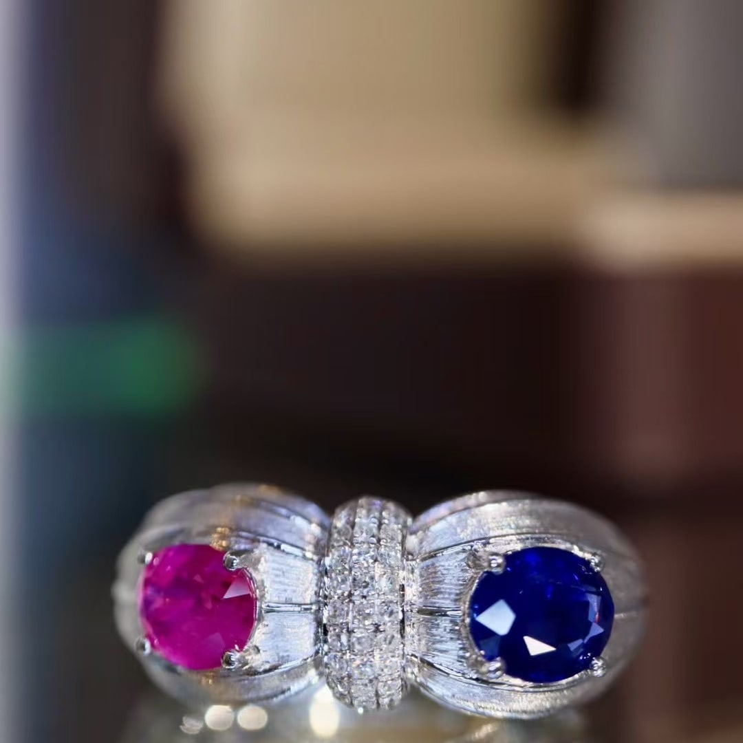 14k Gold 1.38 Ctw Natural Sapphire & Diamond Ring: Ref:230976277 // gold content:14k gold // ring size:7. 25us // // main gemstone:sapphire // shape:oval // carat weight:1. 3ct // color:color // treatment:natural // // adjacent gemstone 2 :