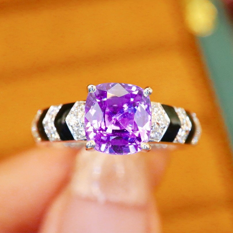 14k Gold 2.21 Ctw Natural Sapphire & Diamond Ring: Ref:230976278 // gold content:14k gold // ring size:7. 25us // // main gemstone:sapphire // shape:cushion // carat weight:2. 03ct // color:purple // treatment:natural // // adjacent gemstone 2 :