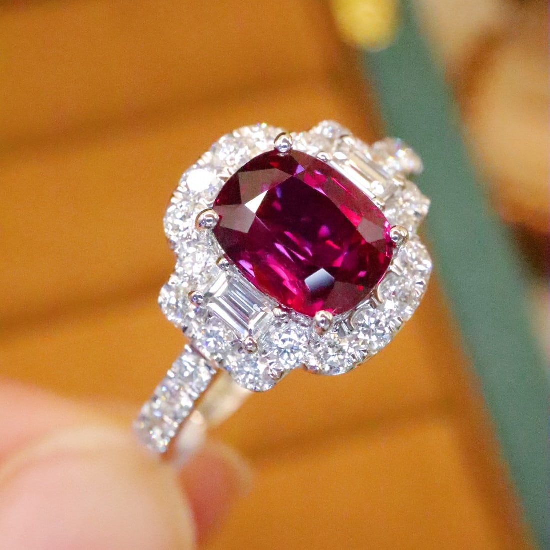 14k Gold 2.36 Ctw Natural Ruby & Diamond Ring - 3