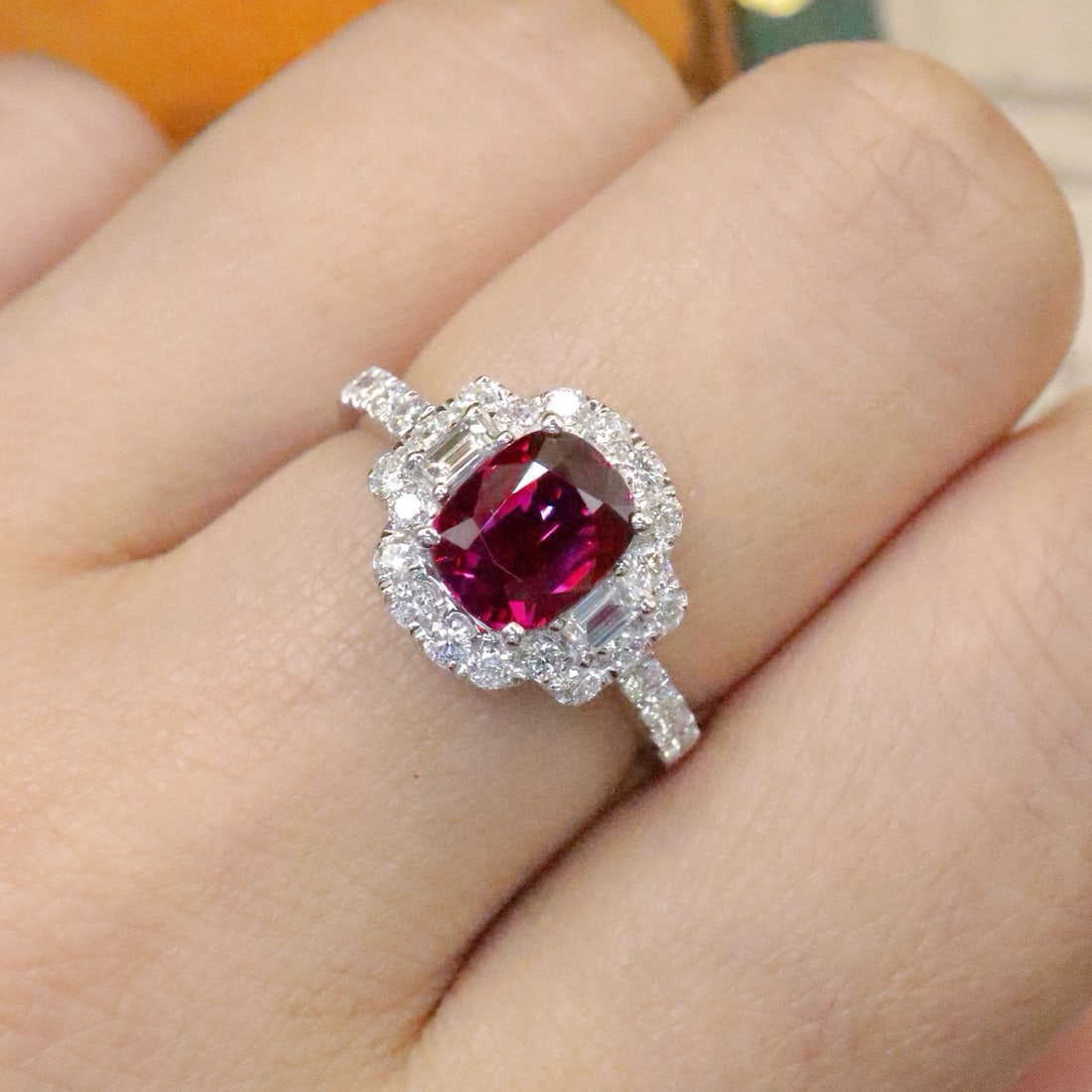 14k Gold 2.36 Ctw Natural Ruby & Diamond Ring - 5