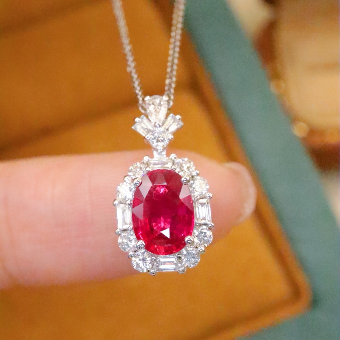 14k Gold 1.44 Ctw Natural Ruby & Diamond Pendant( Without Chain ): Ref:230976288 // gold content:14k gold // main gemstone:ruby // shape:oval // carat weight:1. 01ct // color:red // treatment:natural // // adjacent gemstone 2 : diamond // number of stones:16 //