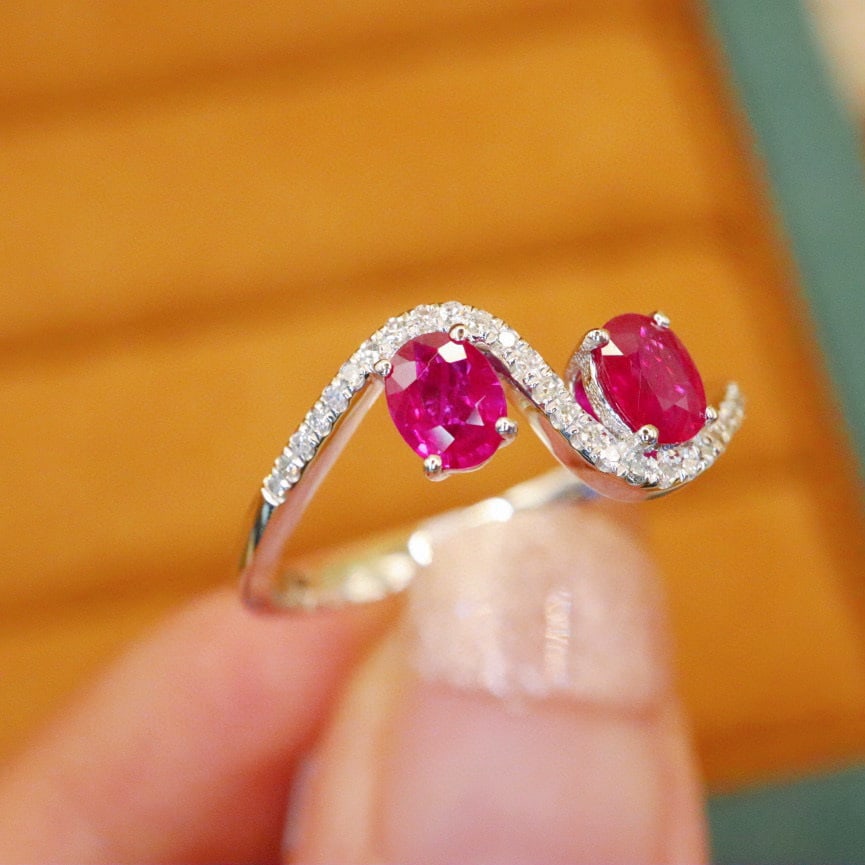 14k Gold 0.71 Ctw Natural Ruby & Diamond Ring - 4