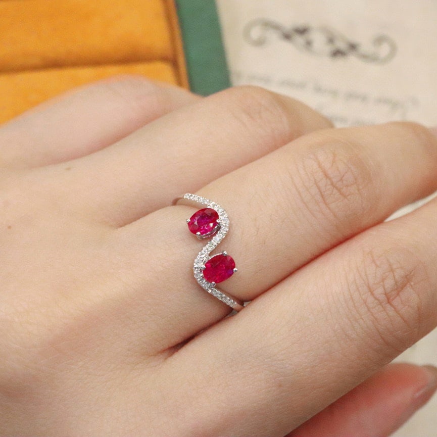 14k Gold 0.71 Ctw Natural Ruby & Diamond Ring - 6