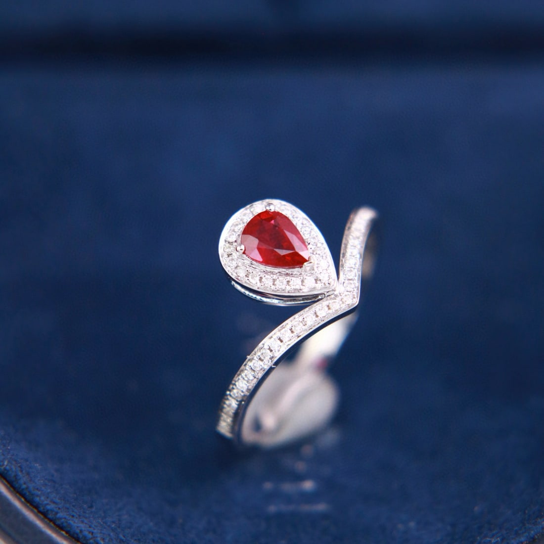 14k Gold 0.48 Ctw Natural Ruby & Diamond Ring - 2