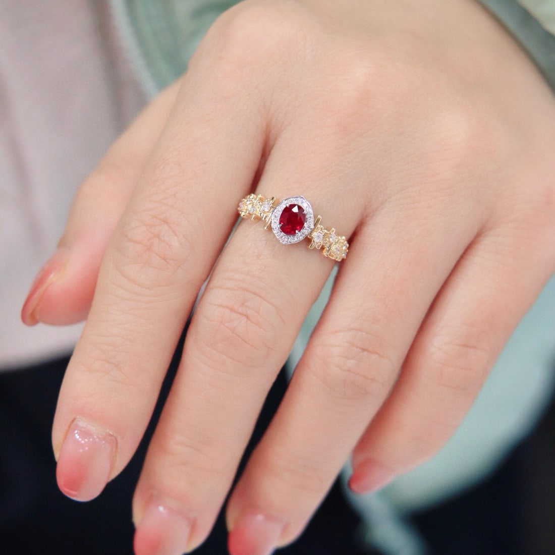 14k Gold 0.63 Ctw Natural Ruby & Diamond Ring - 6