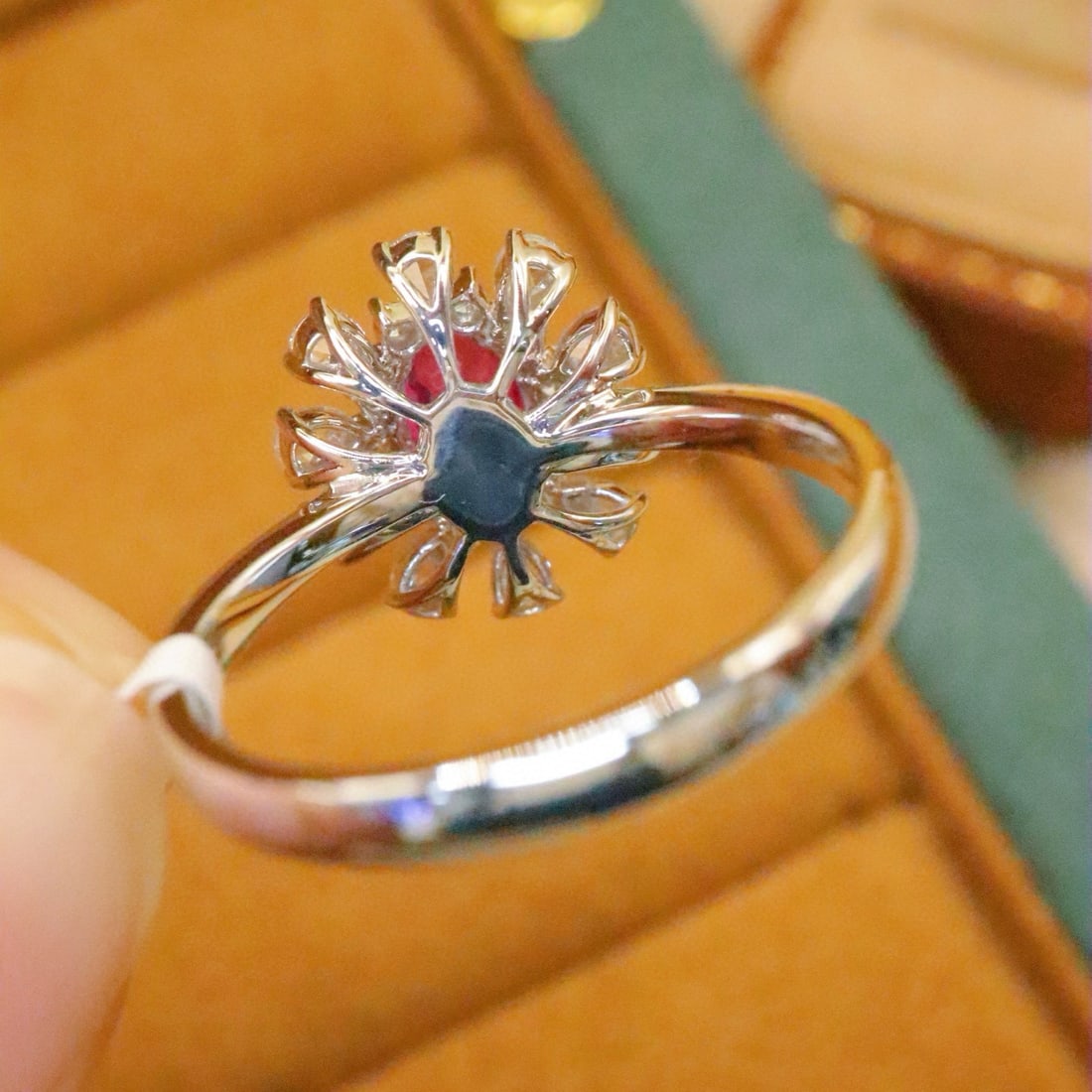 14k Gold 1.43 Ctw Natural Ruby & Diamond Ring - 4