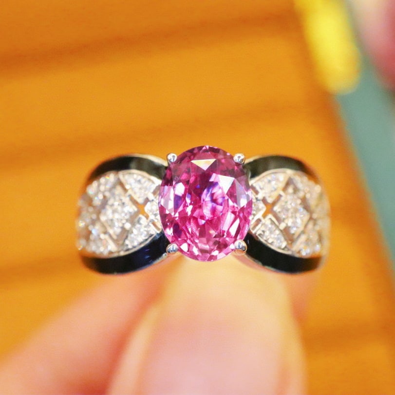 14k Gold 1.68 Ctw Natural Sapphire & Diamond Ring: Ref:230976375 // gold content:14k gold // ring size:7. 25us // // main gemstone:sapphire // shape:oval // carat weight:1. 54ct // color:pink // treatment:natural // // adjacent gemstone 2 :