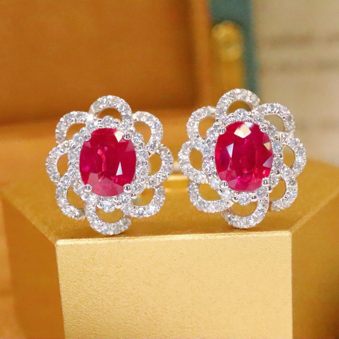 14k Gold 1.66 Ctw Natural Ruby & Diamond Earrings: Ref:230976396 // gold content:14k gold // main gemstone:ruby // shape:oval // carat weight:1. 20ct // color:red // treatment:natural // // adjacent gemstone 2 : diamond // number of stones:108 // shap