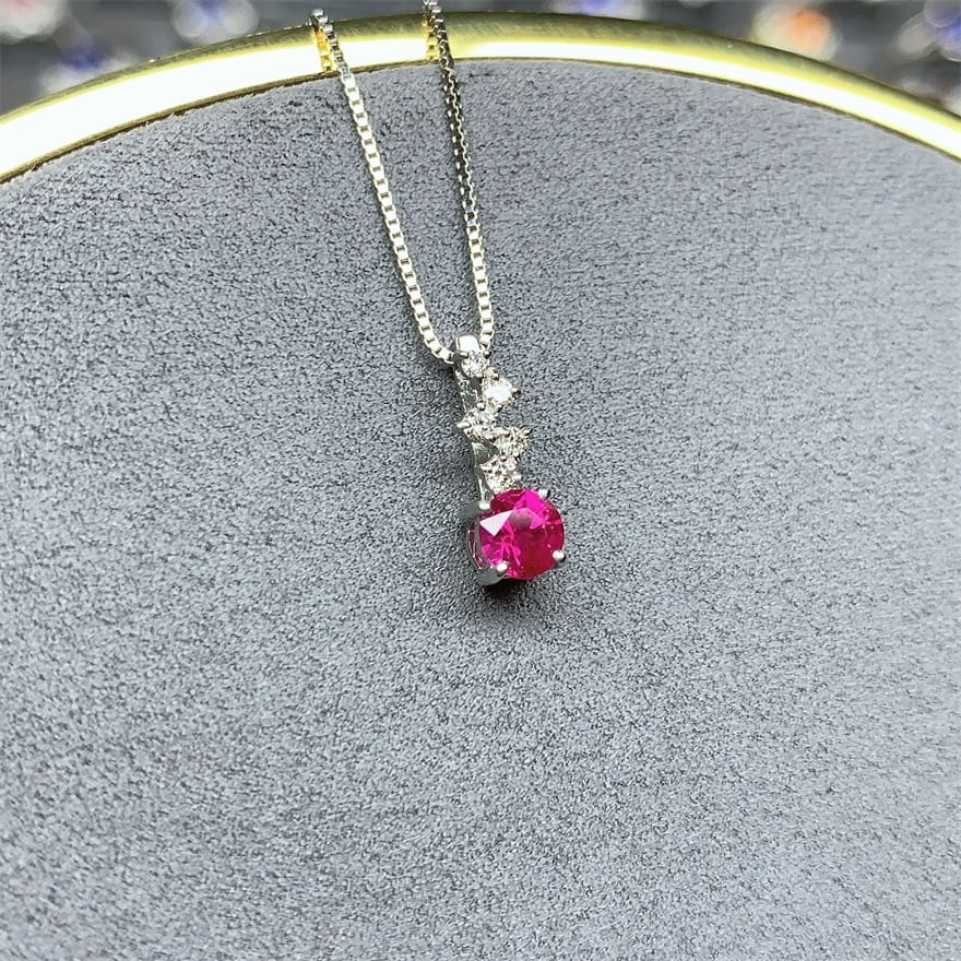 14k Gold 0.37 Ctw Natural Ruby & Diamond Necklace: Ref:230976400 // gold content:14k gold // main gemstone:ruby // shape:round // carat weight:0. 31ct // color:red // treatment:natural // cut grade:g // // adjacent gemstone 2 : diamond //