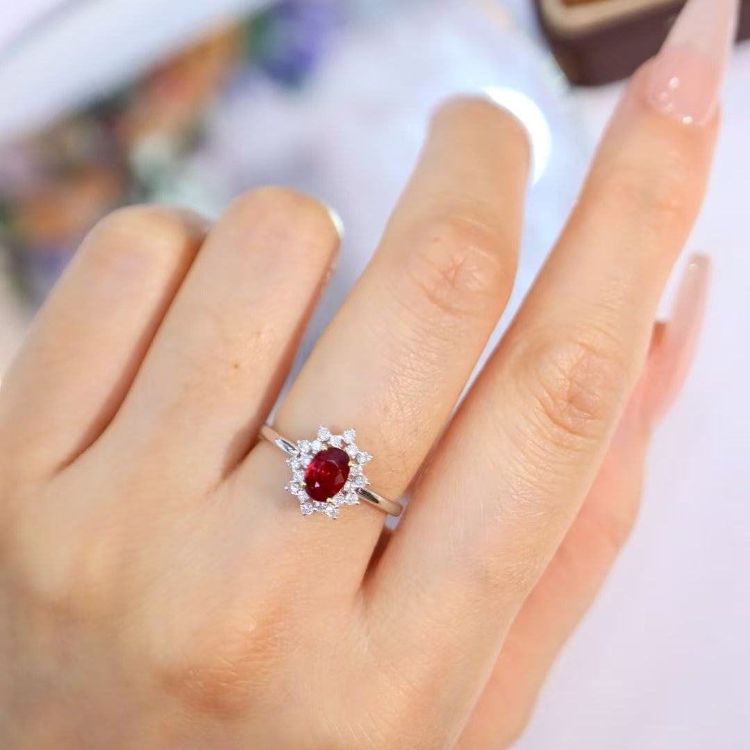 14k Gold 0.99 Ctw Natural Ruby & Diamond Ring - 3