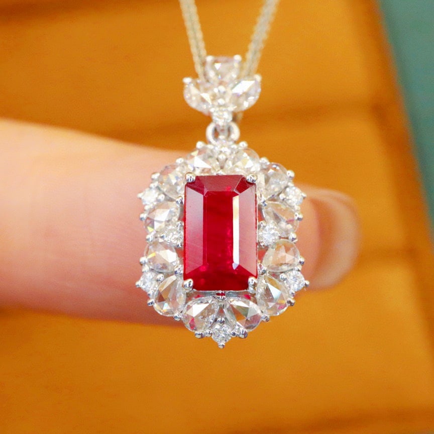 14k Gold 1.50 Ctw Natural Ruby & Diamond Pendant( Without Chain ): Ref:230976445 // gold content:14k gold // main gemstone:ruby // shape:octagonal // carat weight:1. 02ct // color:pigeonblood red // treatment:natural // // adjacent gemstone 2 : diamond // number